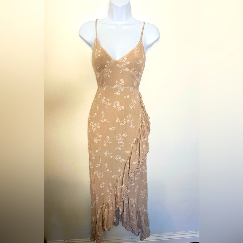 Skylar+Madison light dusty nude pink dress